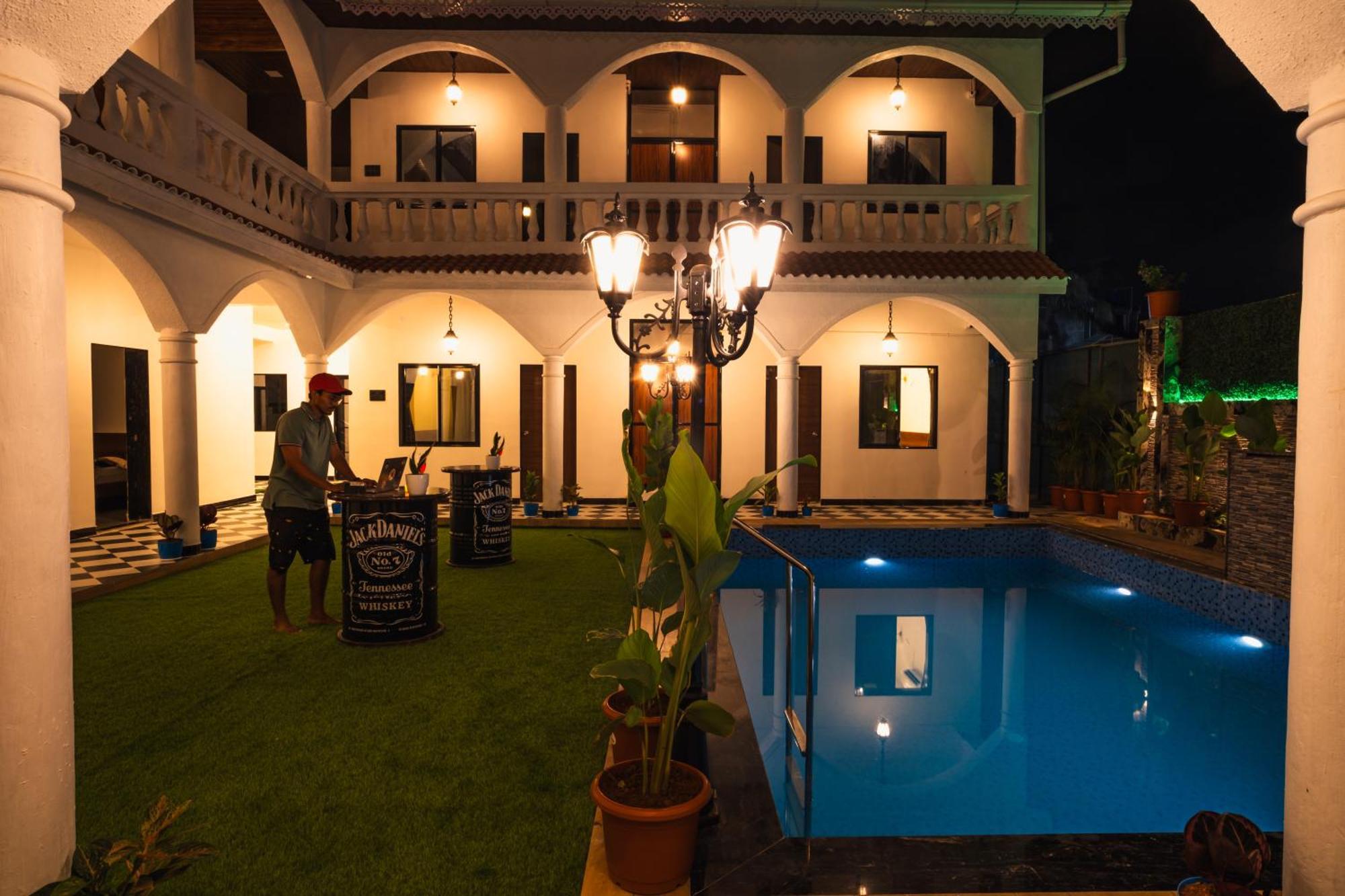 Sapphire Mansion 호텔 알리바그 외부 사진